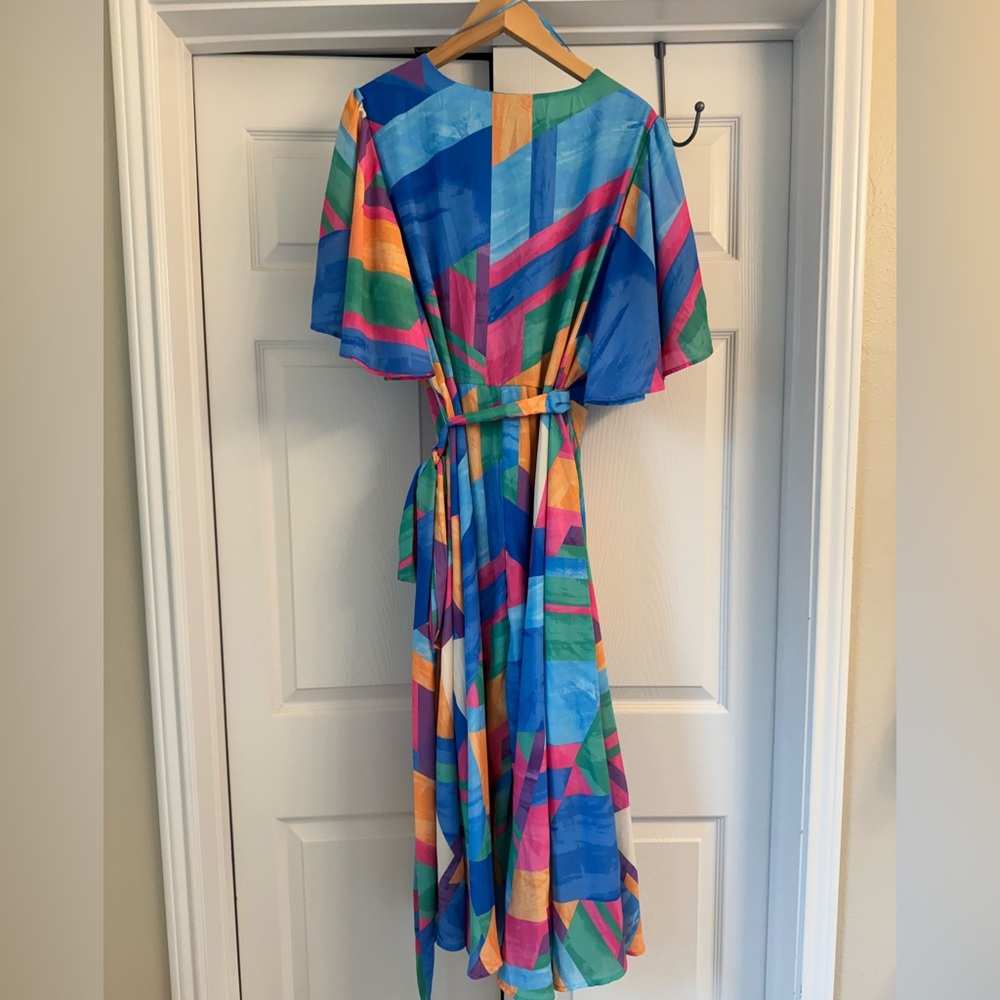 Boutique - Colorful Wrap Dress in 1X - Picture 4 of 4
